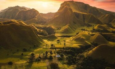 Jelajah Sumba Bukit Hiliwuku